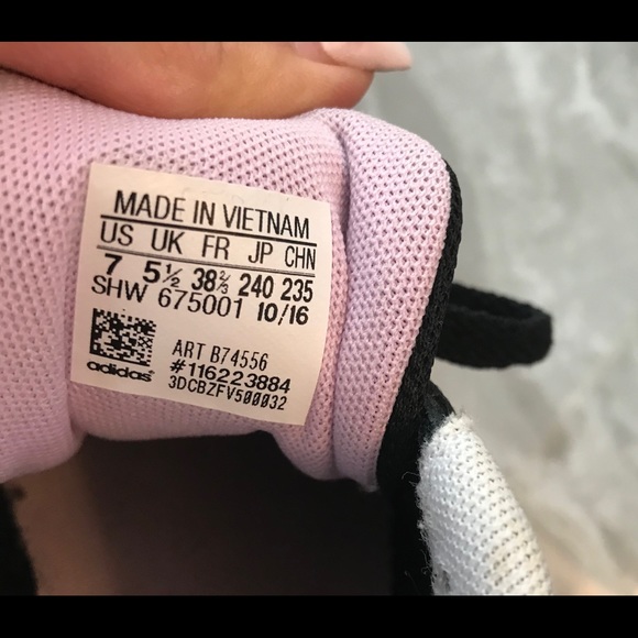 Addidas sneakers - Picture 3 of 3